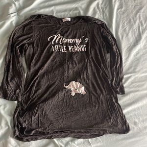 “Mommy’s little peanut” elephant maternity shirt.
